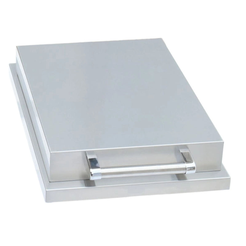 Kokomo Grills Single Side Burner KO-BAK1BG with stainless steel lid, polished handle, and 304 stainless steel construction.