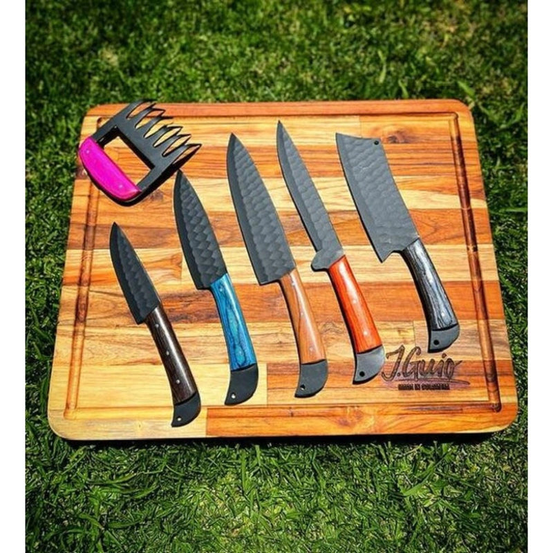 Grill Brothers SET KNIVES BBQ set with high-carbon stainless steel blades and colorful ergonomic handles on wooden cutting board.