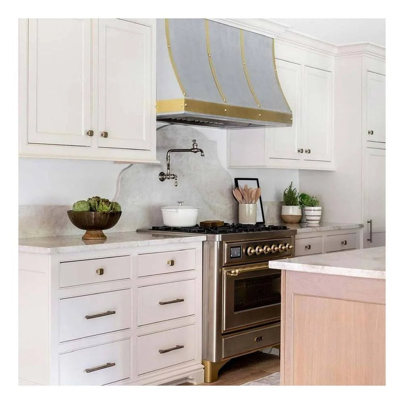 ILVE Majestic II 36" Dual Fuel Freestanding Range in Stainless Steel with Brass Trim, UM09FDNS3SSGLP