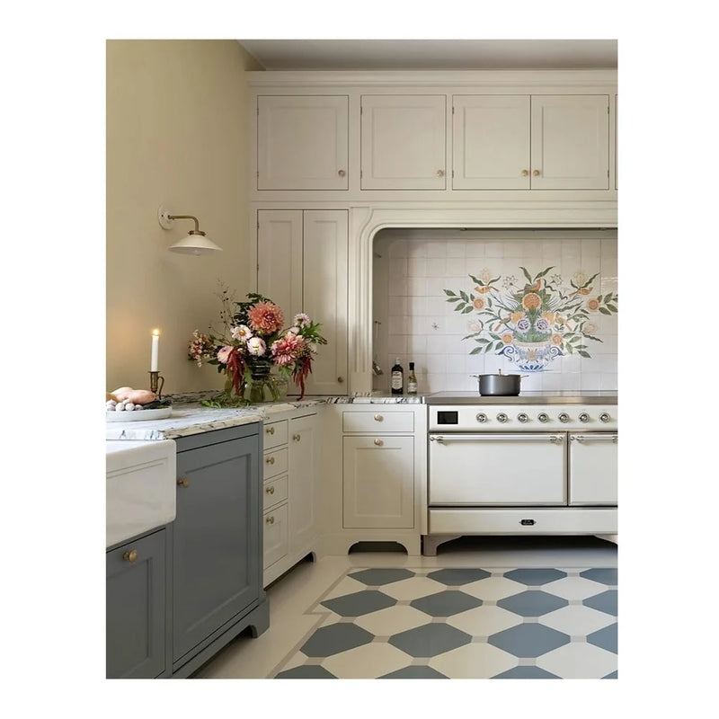 ILVE Majestic II 48" Dual Fuel Freestanding Range in White with Chrome Trim, UM12FDQNS3WHCLP