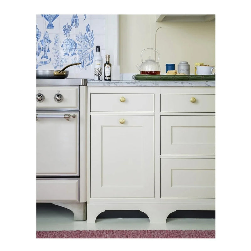 ILVE Majestic II 48" Dual Fuel Freestanding Range in White with Chrome Trim, UM12FDQNS3WHC