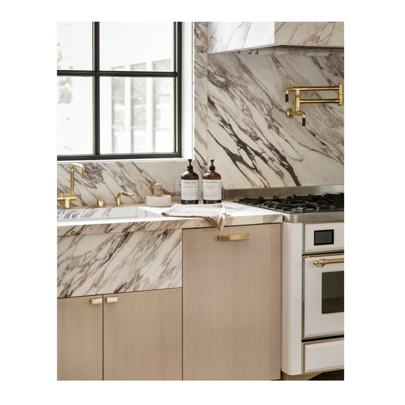 ILVE Majestic II 60" Dual Fuel Freestanding Range in White with Brass Trim, UM15FDNS3WHGLP