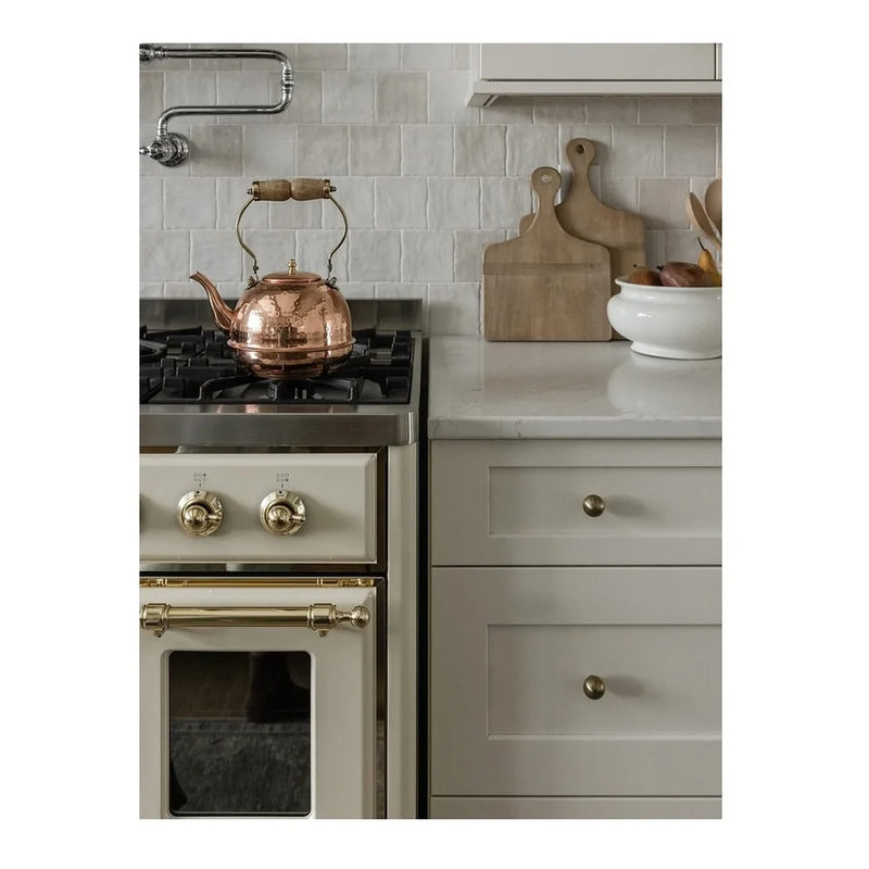 ILVE Majestic II 40" Dual Fuel Freestanding Range in Antique White with Brass Trim, UMD10FDNS3AWGLP